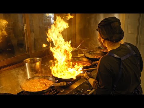 예산시장 화구가 총 9개! 이걸 여사장님 혼자서?! 놀라운 웍스킬로 불맛 가득 입혀진 꽈리고추 닭볶음 | Stir-fried Chicken - Korean Street Food